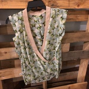 cabi sleeveless blouse green, ivory S